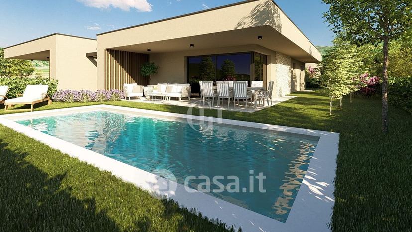 Villa in Via Rossar