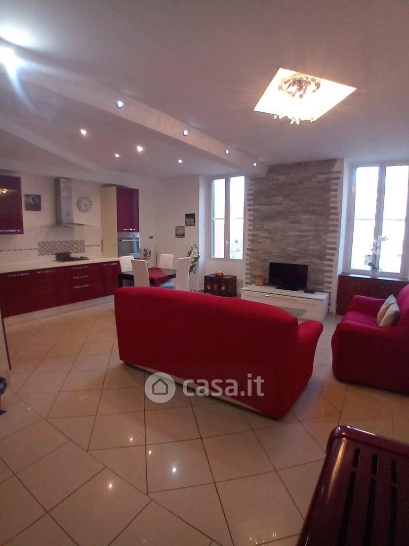 Trilocale in Vico Rossi 42 — foto 6 di 7