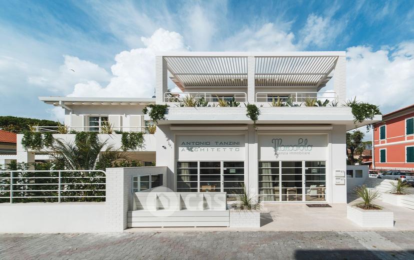 Villa in Via C. Cavour 1 — foto 25 di 30