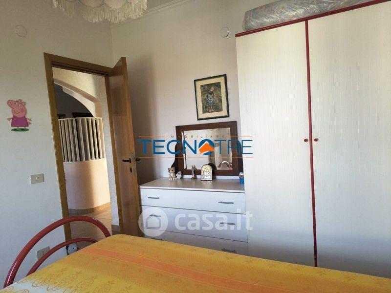 Quadrilocale in Via U. Foscolo 44 — foto 3 di 29