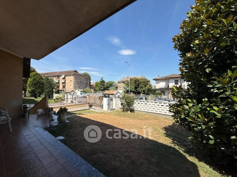Quadrilocale in Via Bonomelli 3 — foto 16 di 47