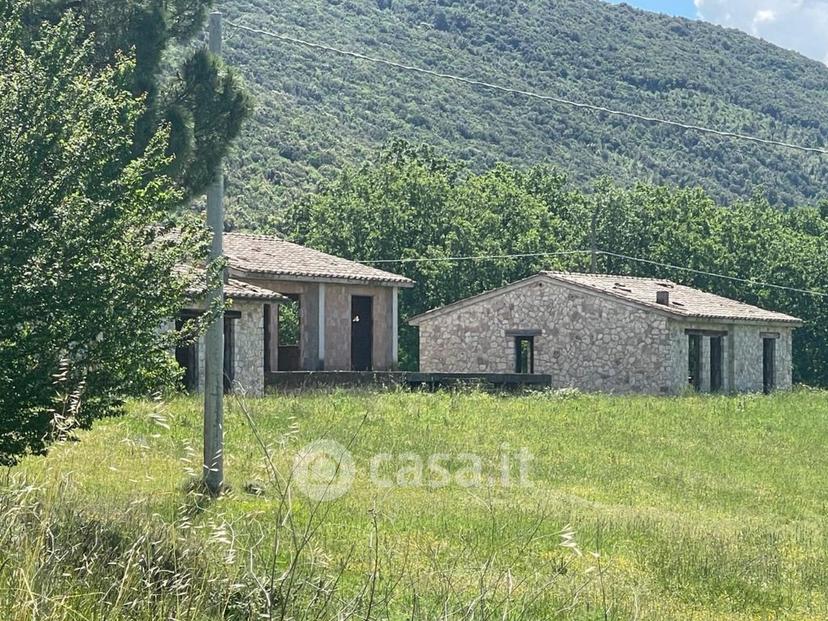 Villa in Vocabolo Aussa — foto 22 di 37