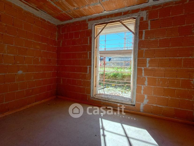 Trilocale in Via Costalunga — foto 15 di 38