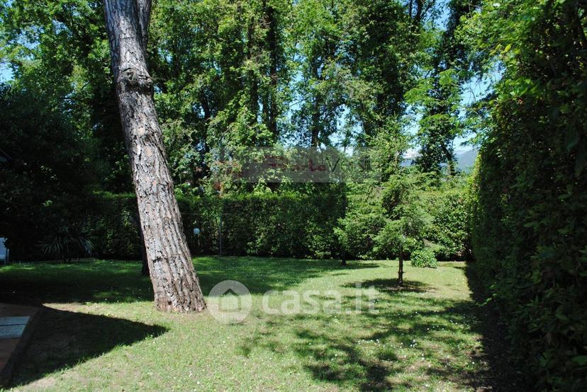 Villa in Via dei Cipressi 38 — foto 26 di 34