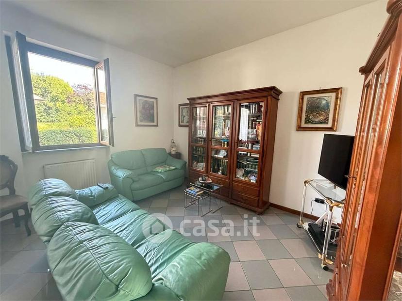 Villa in Via Cristoforo Colombo — foto 35 di 45