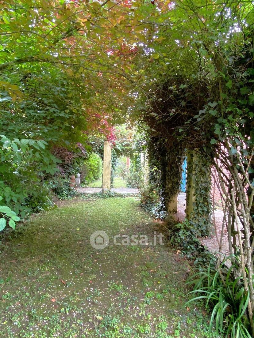 Villa in Via Rossini Gioacchino 14 — foto 20 di 35
