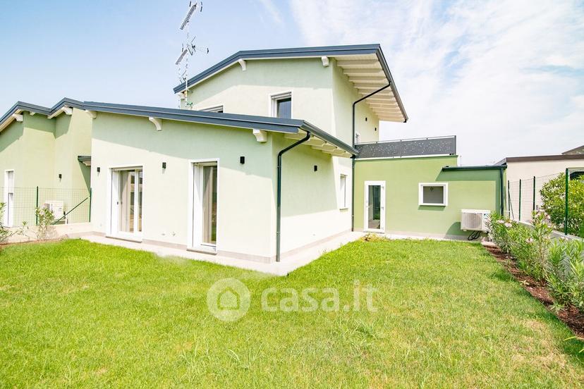 Villa in Via Mario Baratta — foto 39 di 63