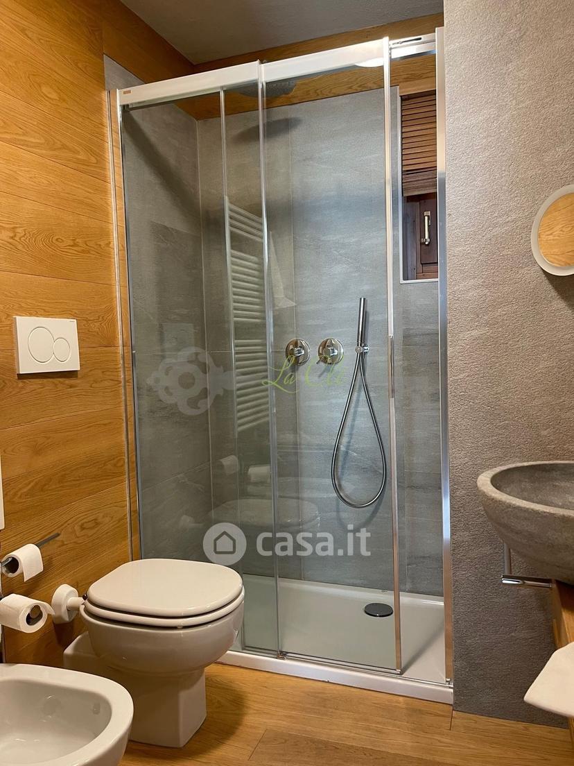Trilocale in Via Col Ferret 6 — foto 6 di 35