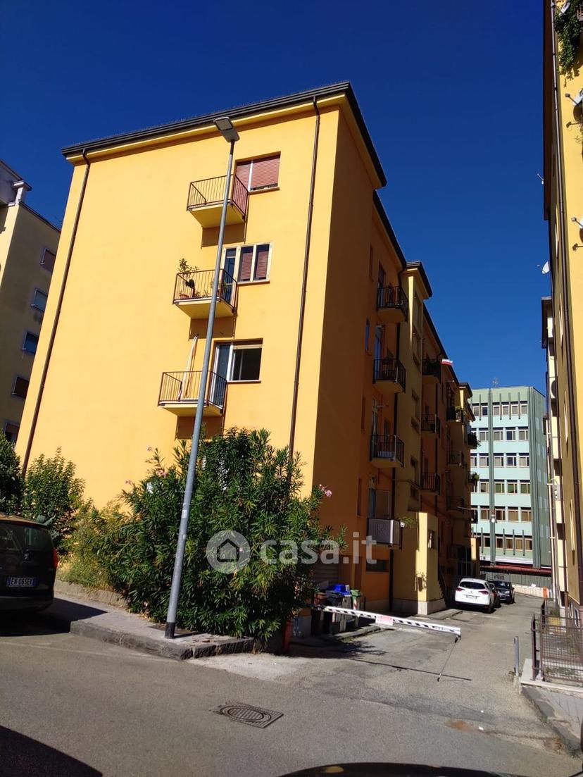 Stanza in Via Perinetto da Benevento 56 — foto 8 di 14