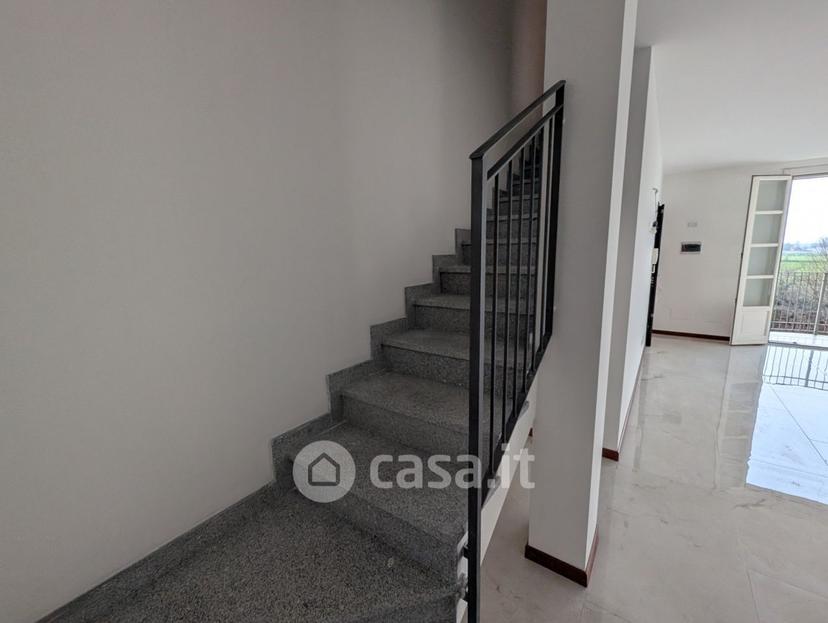 Trilocale in Via Badia 21 — foto 6 di 18