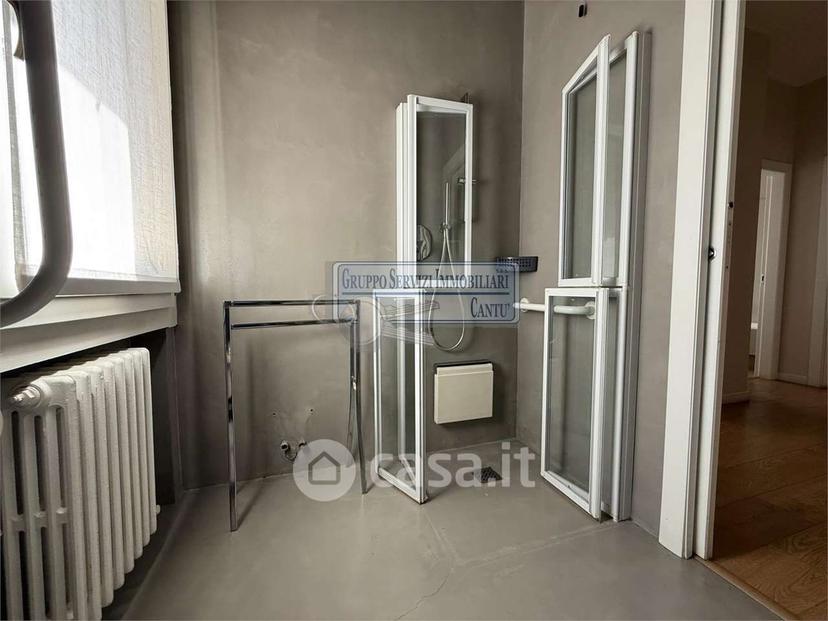 Trilocale in Via Meucci — foto 2 di 34
