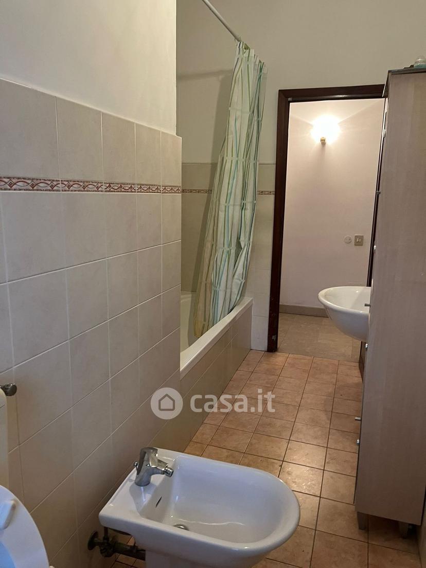 Stanza in Via Villa Glori 12 — foto 18 di 23