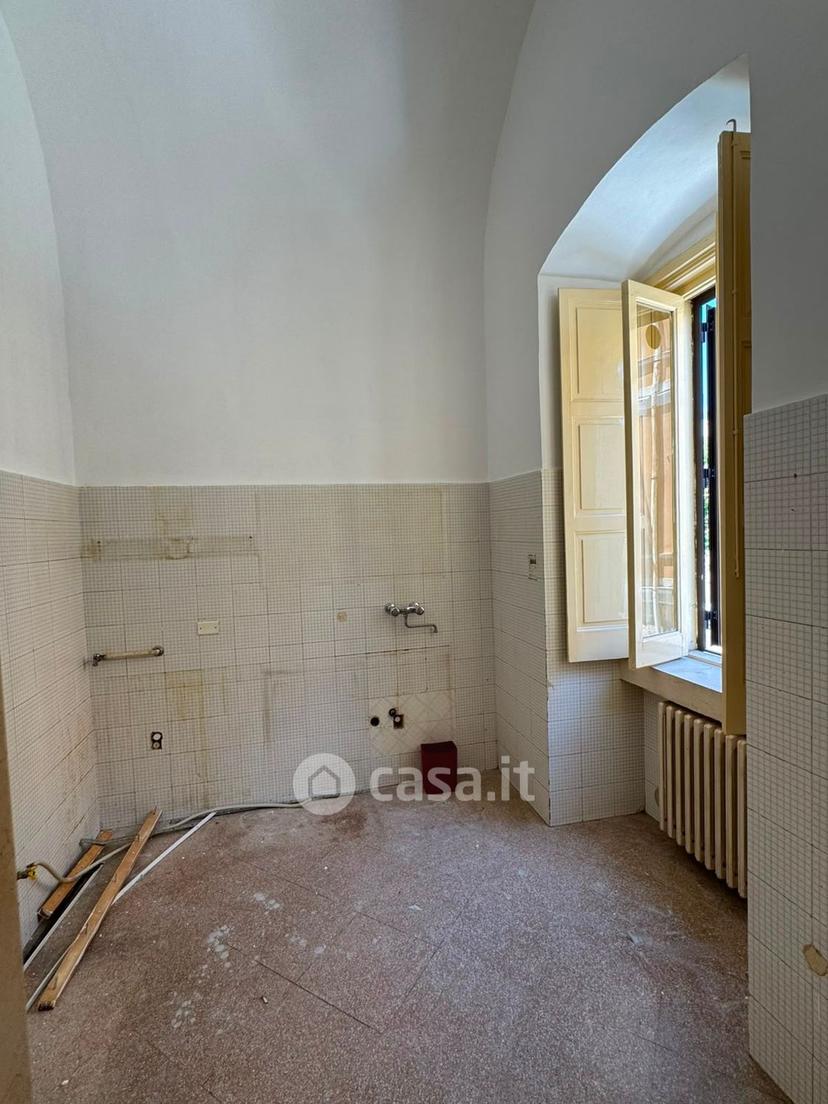 Trilocale in Via Amedeo 144 — foto 5 di 15
