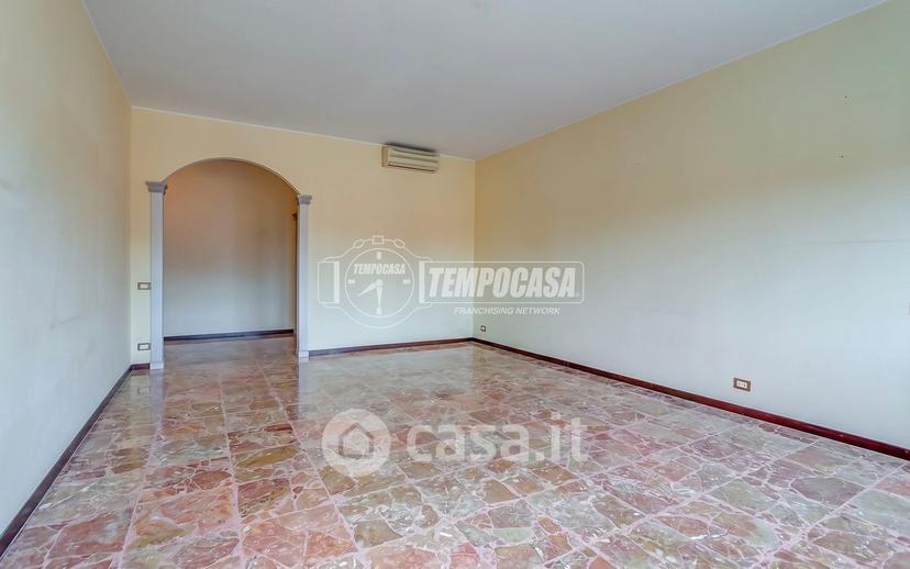 Quadrilocale in Via Gerolamo Dolci 3 — foto 15 di 37
