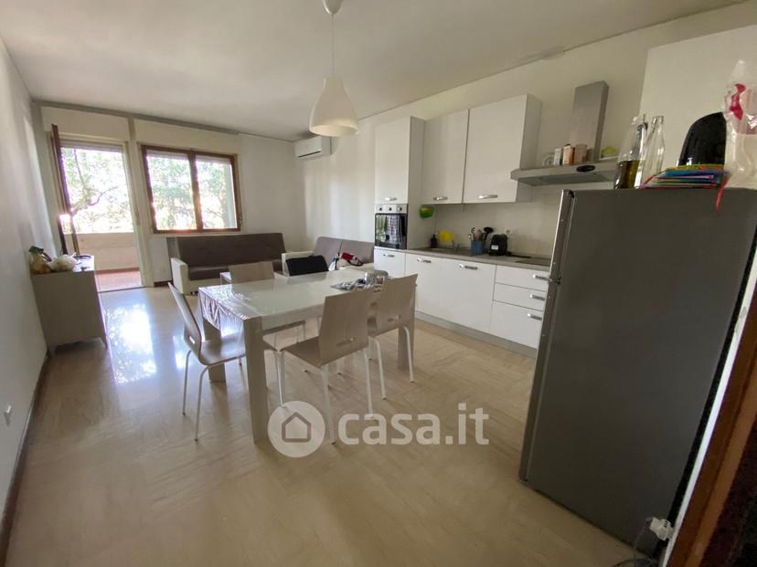 Stanza in Via Luigi Pellizzo 39 — foto 7 di 7