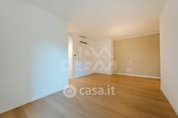 Trilocale in Corso Milano 103