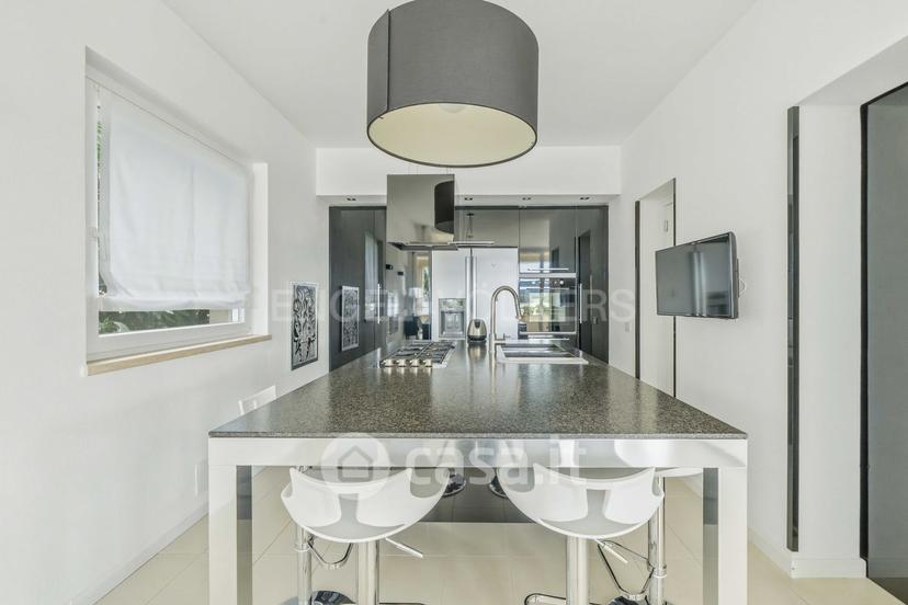 Villa in Via delle Carbonaie 14 — foto 13 di 38