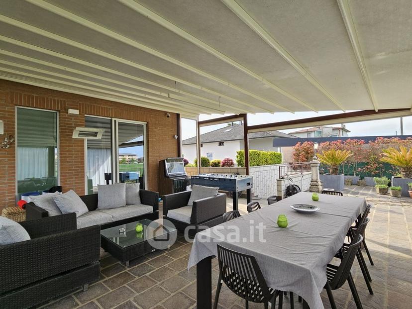Villa in Via Monte Nero 15 — foto 4 di 35