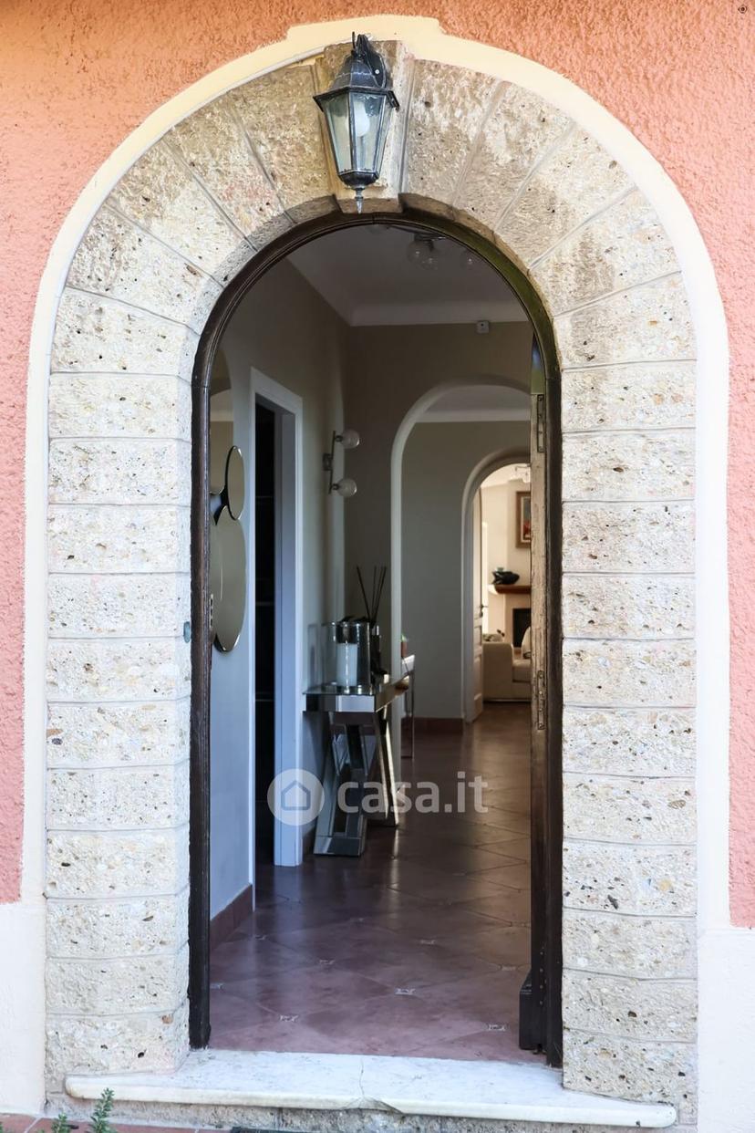 Villa in Roma 10 — foto 66 di 89