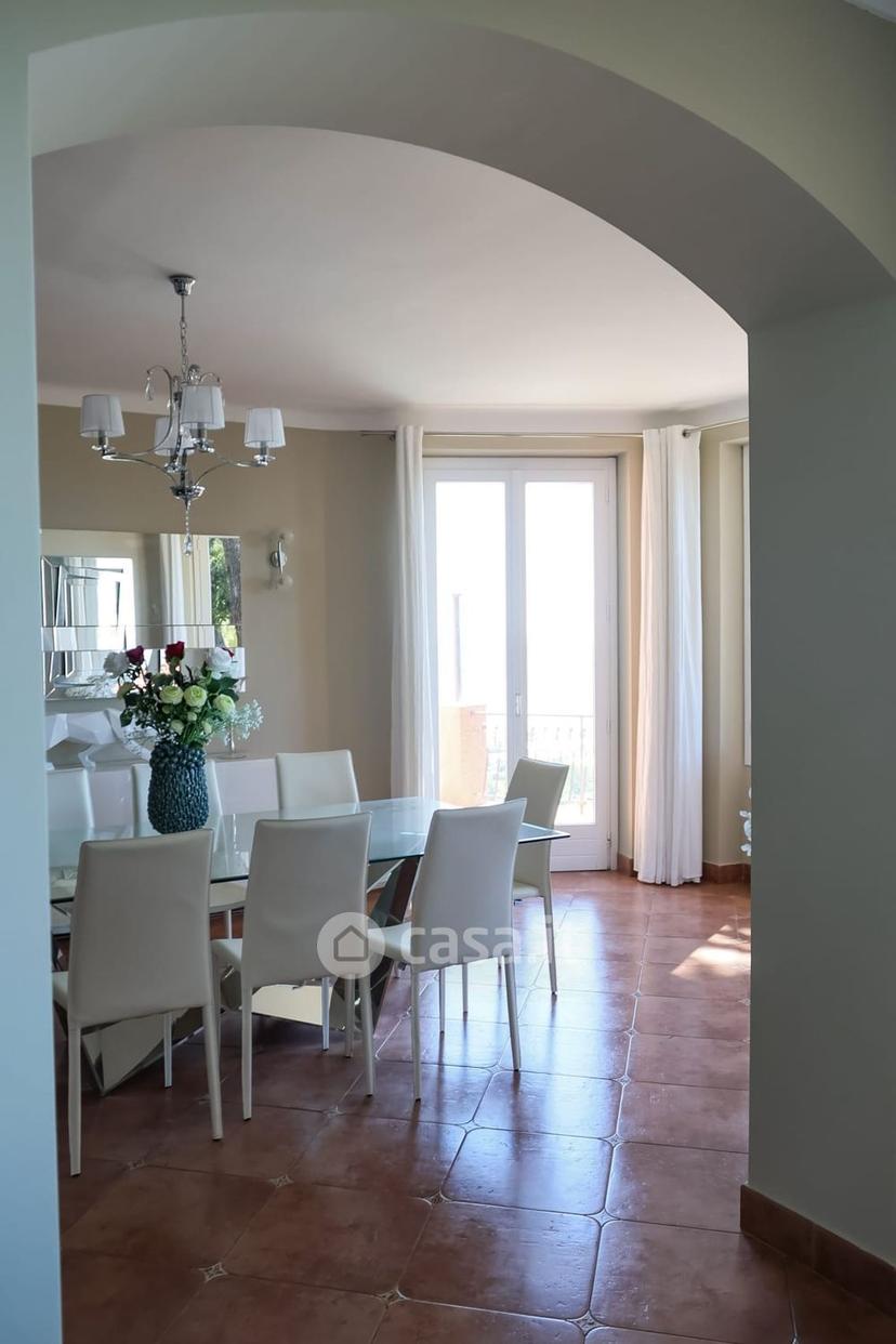 Villa in Roma 10 — foto 37 di 89