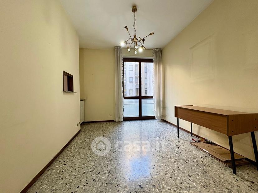 Quadrilocale in Via Carlo Rainoldi 23 — foto 3 di 32