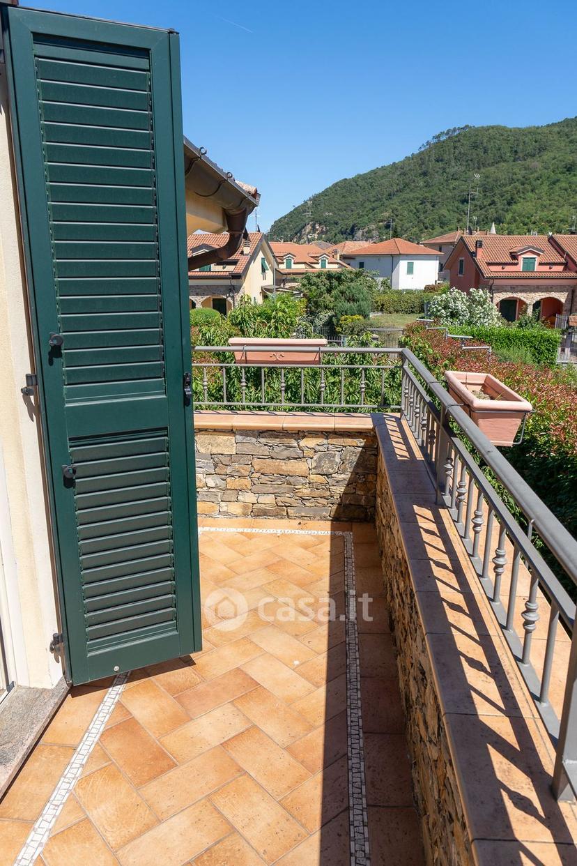 Villa in Via Edmondo de Amicis — foto 12 di 36