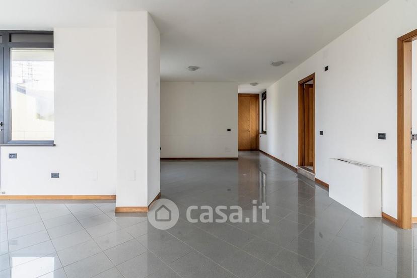 Quadrilocale in Via Roma 50053 — foto 29 di 29