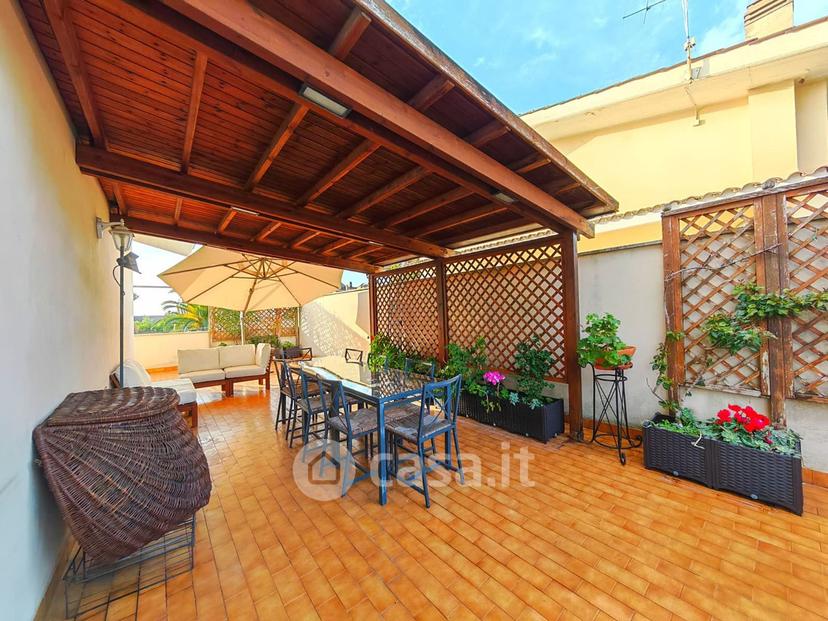Quadrilocale in Via Euripide — foto 27 di 32