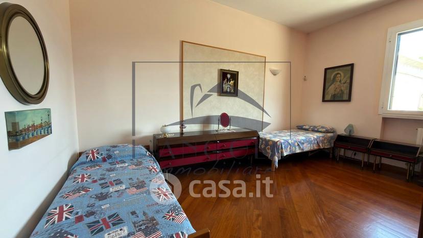 Villa in Via Mantova 5 — foto 50 di 60