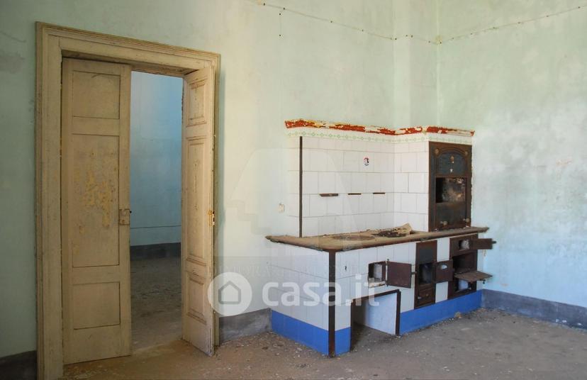 Villa in Via Scipione Sangiovanni 25 — foto 3 di 44