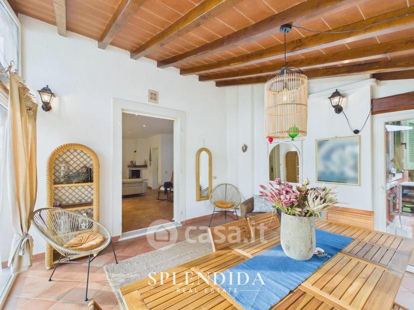 Villa in Via Frasso — foto 12 di 36