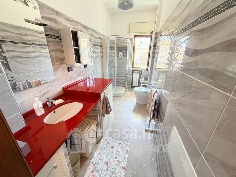 Trilocale in Via Alcide de Gasperi 7 — foto 54 di 54