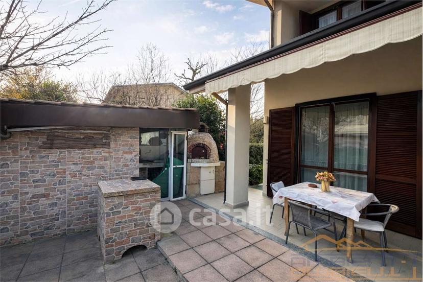 Villa in Via Marco Polo 10 — foto 15 di 40