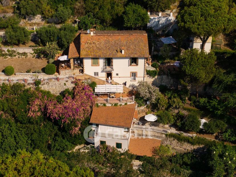 Villa in Via Appia 104 /200 — foto 118 di 136