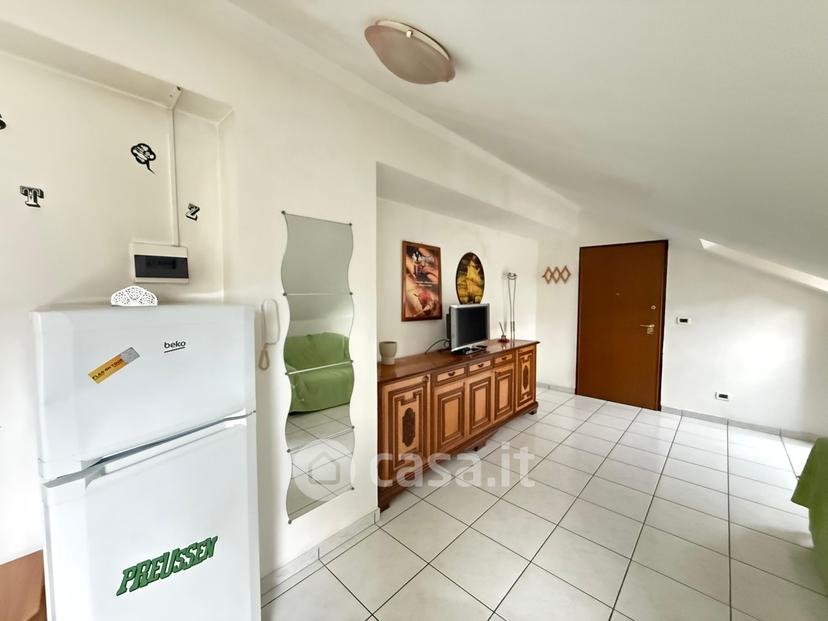 Bilocale in Via della Rinascita 9 — foto 6 di 14