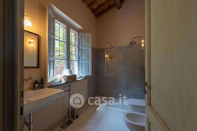 Villa in Via Giorgio Byron 52 — foto 27 di 32
