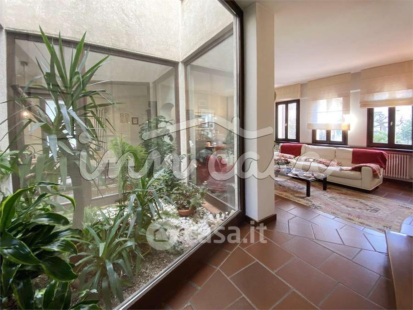 Villa in Via Giuseppe Soleri Brancaleoni 5 — foto 24 di 35