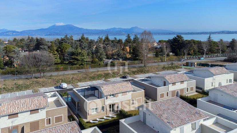Villa in Via Bottego 2 — foto 49 di 51