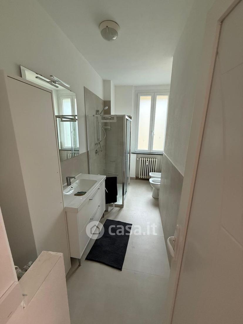 Stanza in Viale dei Mille 6 — foto 25 di 34