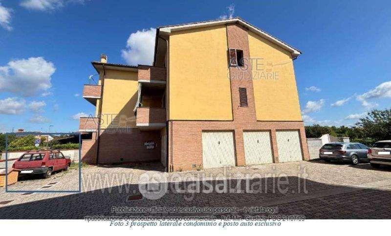 Appartamento in Via Aldo Moro 40 — foto 5 di 10