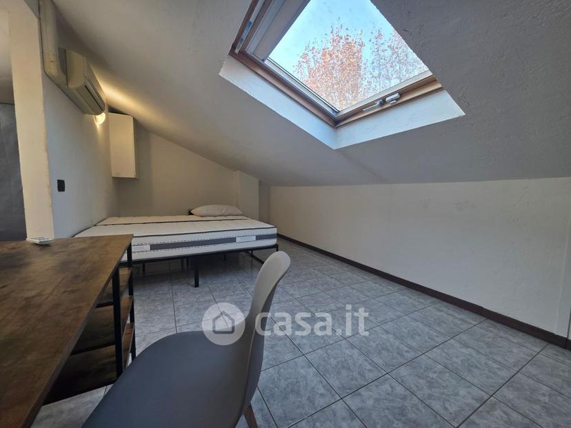 Stanza in Via Santa Margherita — foto 18 di 34