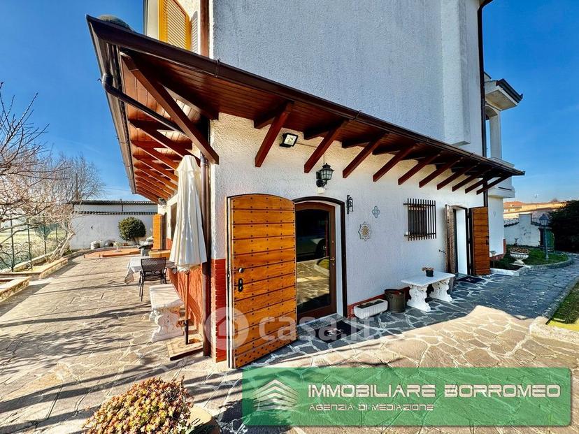 Villa in Via Adige — foto 38 di 45