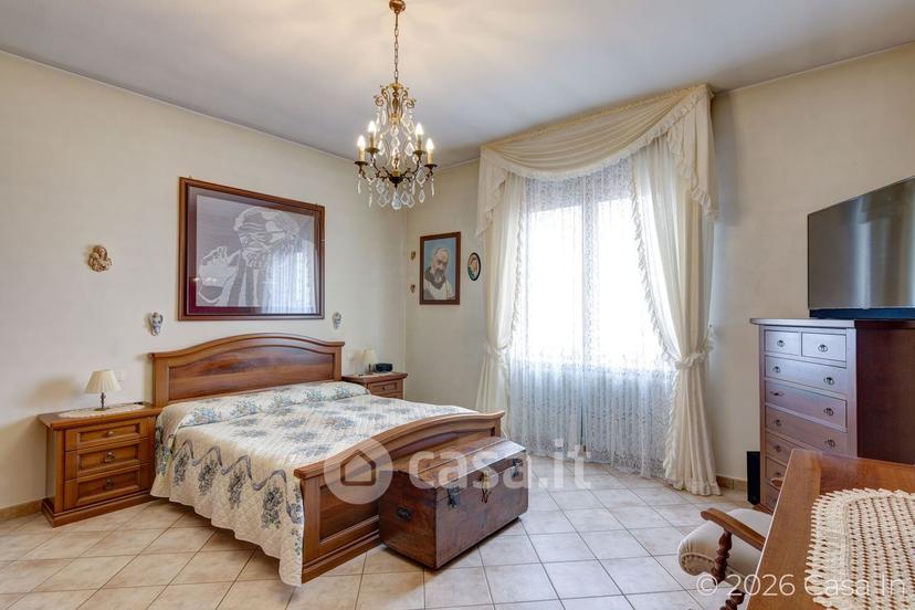 Villa in Via Bracciano — foto 11 di 50