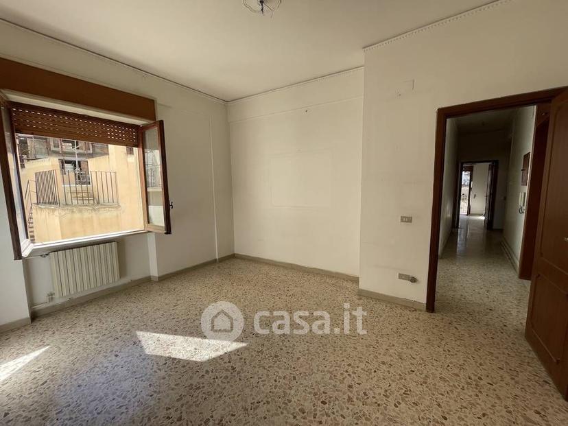 Appartamento in Via del Salvatore — foto 8 di 20