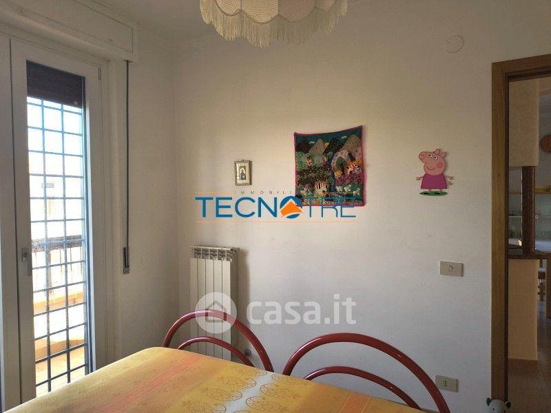 Quadrilocale in Via U. Foscolo 44 — foto 7 di 29
