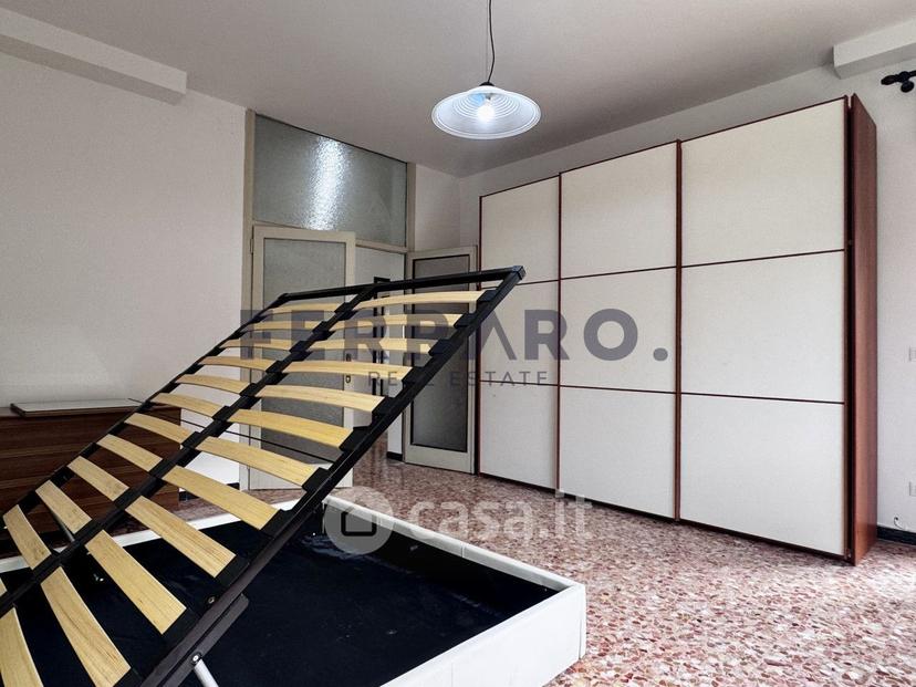 Stanza in Strada del Mozzato — foto 3 di 11