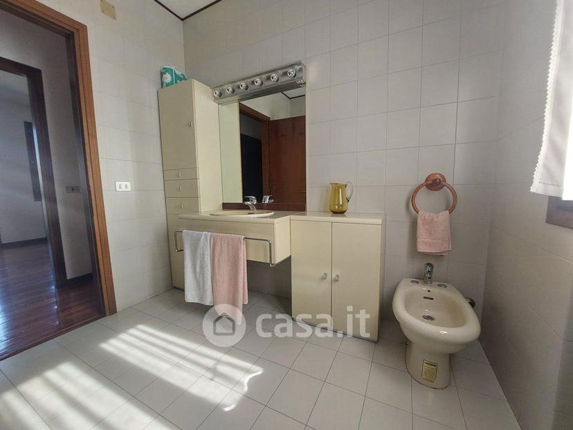 Villa in Via Miranese 11 — foto 12 di 38