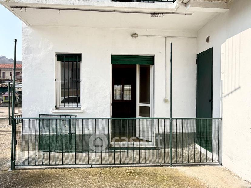 Trilocale in Via Giovan Battista Traverso 1 — foto 13 di 17