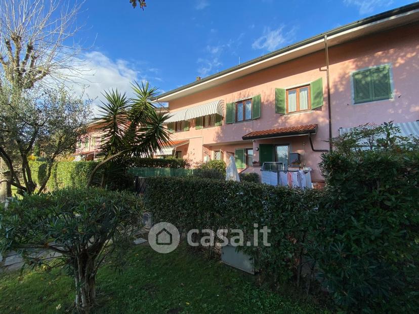 Villa in Via Sandro Pertini — foto 25 di 37
