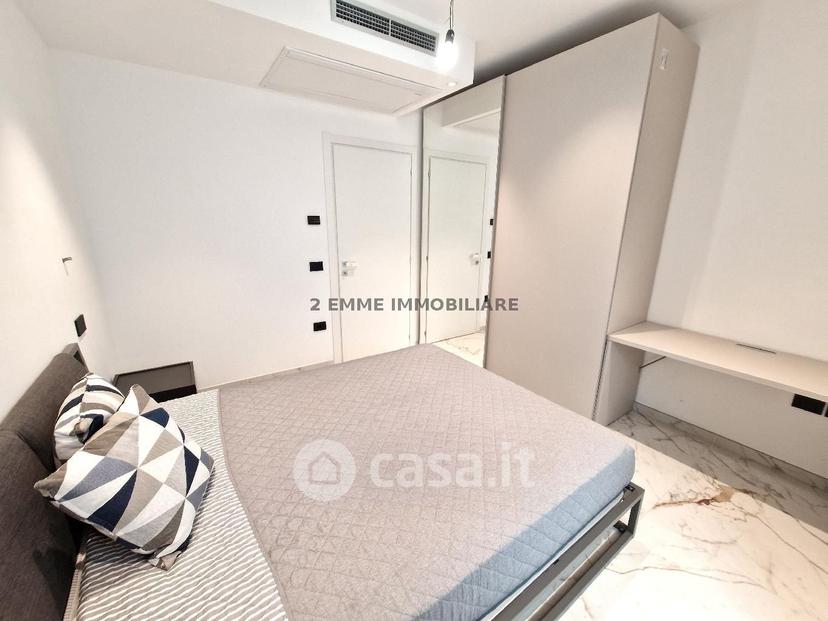 Bilocale in Via Grazia Deledda — foto 4 di 19